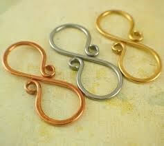 clasps